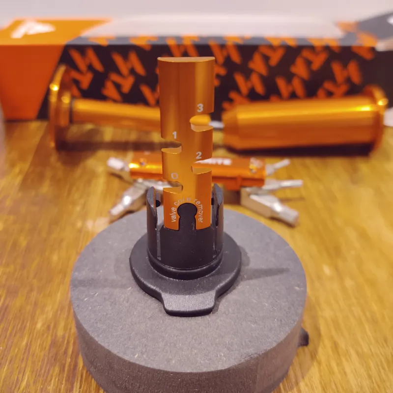 Granite STASH Multi-Tool Steerer Tube Hidden Orange -3